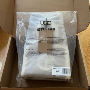 Ugg x Telfar Small Shopping Bag in Chestnut